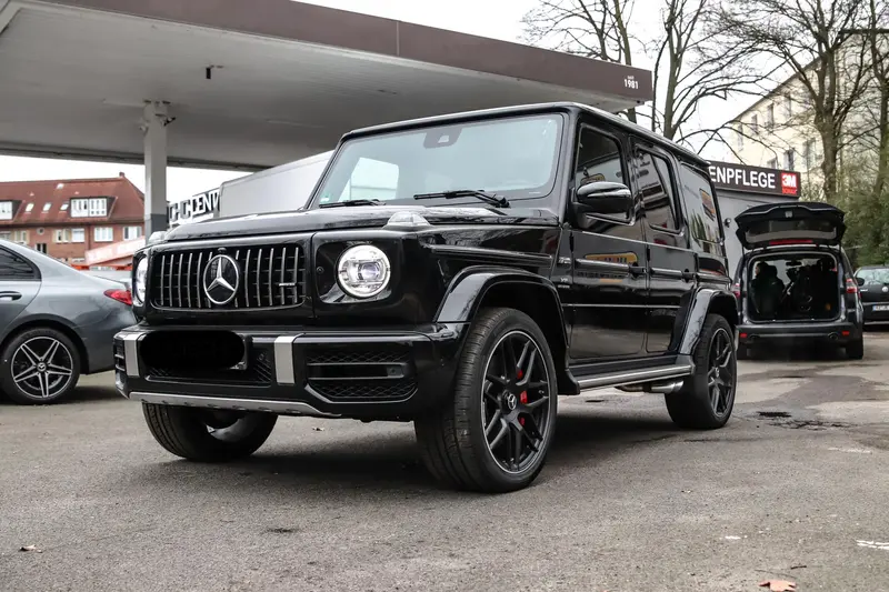 Mercedes-Benz W463 G63 AMG New car From 1st hand Only 30 km Accident-free Complete checkbook Sunroof V8-Biturbo With 585 hp (2022)