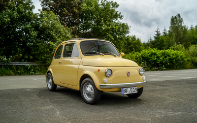 Fiat 500 Teilrestauriert Teillederausstattung Faltdach TÜV bis 2026 Zugelassen (1973)