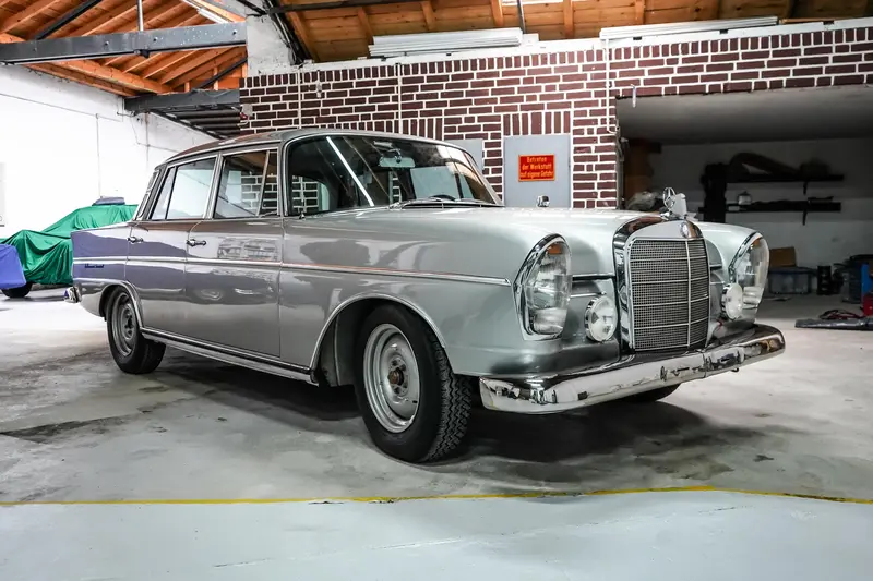 Mercedes-Benz W112 300 SE Umfangreich Restauriert Deutsche Erstauslieferung Schiebedach Getrag 5-Gang-Getriebe (1962)