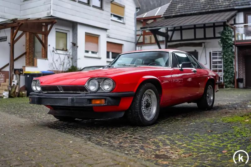 Jaguar XJ-S V12 Coupé cavity sealed power steering Power windows (1977)