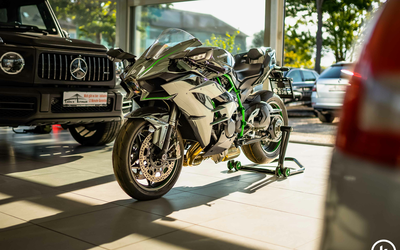 Kawasaki Ninja H2 Neufahrzeug äußerst selten 200PS (2016)