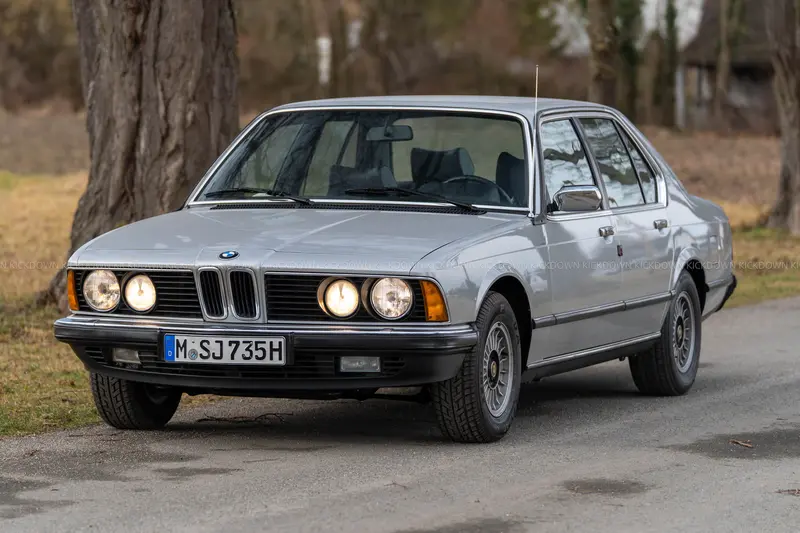 BMW 735iA E23 (1981), erst 98.326 Kilometer, klassische Farbkombination, sehr gepflegt
