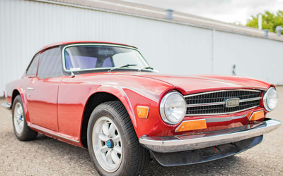 Triumph TR6 2.5l 104PS Restored spoke rims (1974)