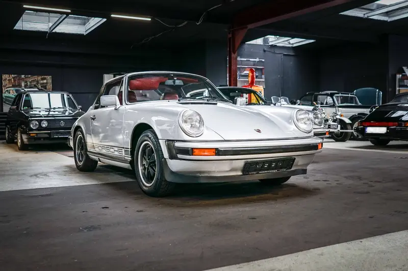 Porsche 911 Targa 3.0 SC Umbau (1977)