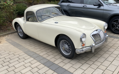 MG MGA Coupé (2958)
