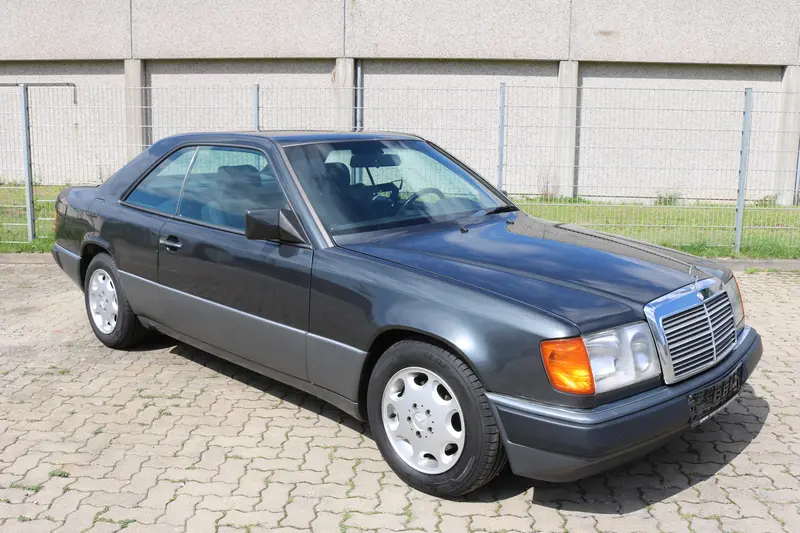 Mercedes-Benz W124 230 CE Coupe (1992)