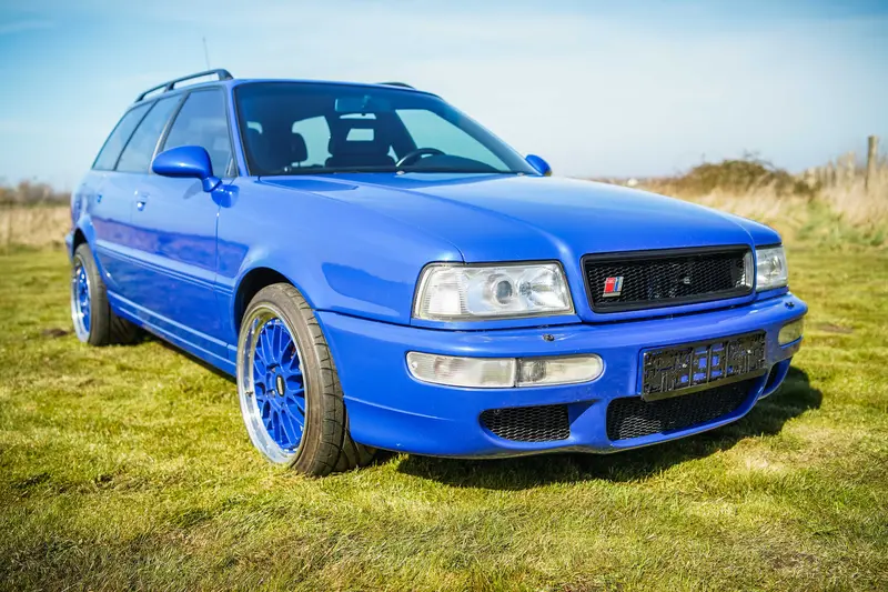 Audi RS2 Avant Typ B4/8C (P1) lückenloses Scheckheft Alcantara (1994)
