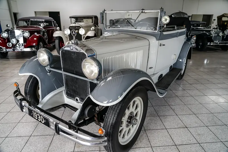 Mercedes Benz 260 Stuttgart Original condition With TÜV H license plate Partially restored (1930)