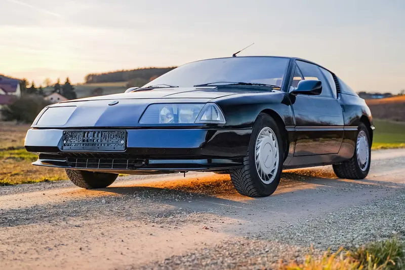 Renault Alpine V6 Turbo KAT mit 185 PS und 105.000 km (1988)