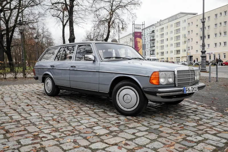 Mercedes S123 230 T (1980) in very good original condition, €5,000 invested, second-hand