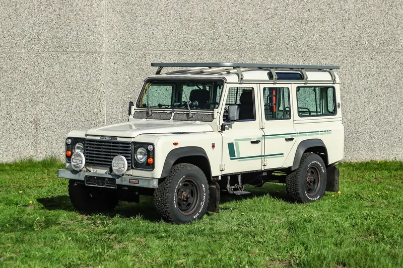 Land Rover 110 County V8 Station Offroad-Umbau 25.000 € Investitionen Unfallfrei TÜV Zugelassen Lederbezug (1987)