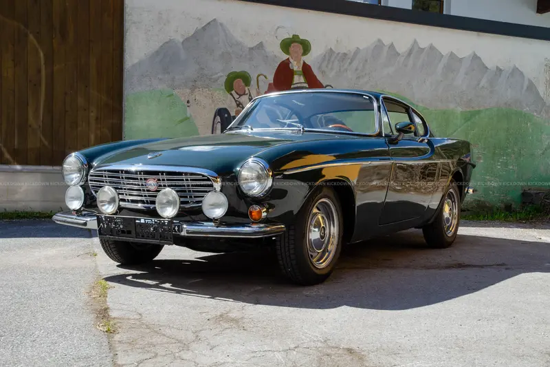 Volvo P1800S in klassischer Farbkombination, Originale Dokumente vorhanden, Matching Numbers (1967)