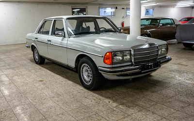Mercedes-Benz W123 280 E Limousine mit Lenkradschaltung Schiebedach Servolenkung (1976)