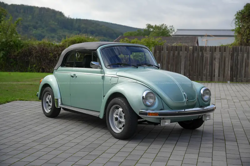 Volkswagen Käfer Cabriolet 1303 mit nur 61 km Neuwagen, im Erstbesitz, mit Sonderlack in Silbergrün Diamant und Wertgutachten Note 1 (1980)