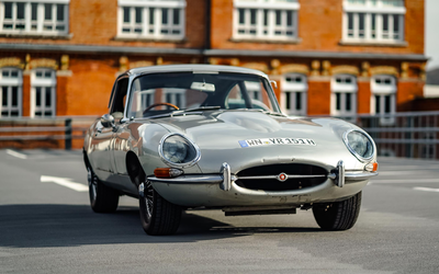Jaguar E-Type Serie 1 in Gun Metal Grey Motor & Overdrive Getriebe revidiert Wertgutachten Note 3+ (1966)