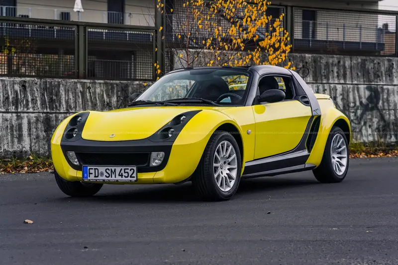 Smart Roadster aus 3. Hand Nachvollziehbare Historie 8-fach bereift Seltener Heckgepäckträger ab Werk (2003)