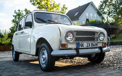 Renault R4 Faltdach erstklassiger Zustand perfekt Restauriert Note 2+ (1984)