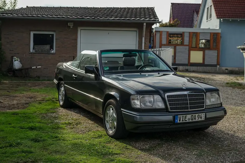 Mercedes-Benz A124 E 200 Cabriolet (1994), Sammlerfahrzeug, unfallfrei, sehr gepflegt, seit 26 Jahren im Familienbesitz