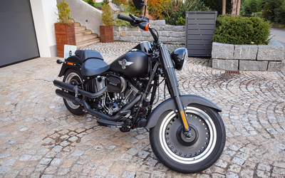 Harley Davidson Fat Boy aus 1.Hand Unfallfrei Neuer TÜV Laufleistung nur 789 km Screaming Eagle Performance Parts (2015)