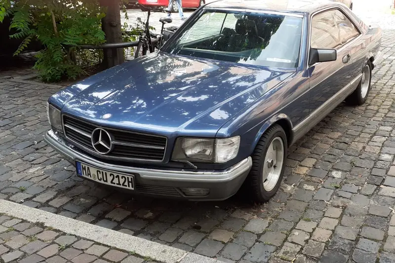 Mercedes-Benz 380 SEC (1984)