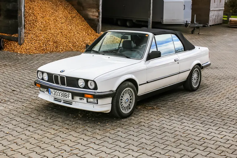 BMW E30 320i Cabrio Rostfrei (1988)