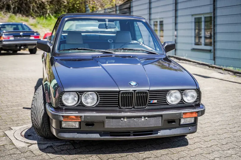 BMW 325i Cabrio Chrommodell (1986)