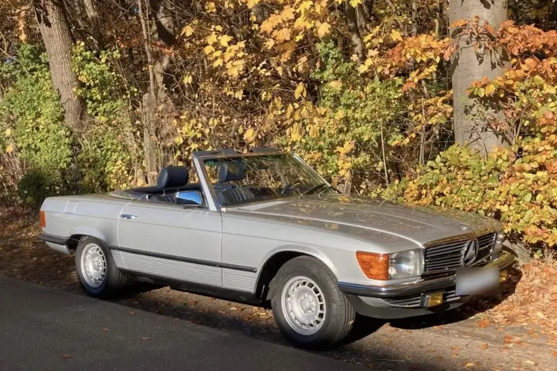 Mercedes-Benz R107 380SL (1984)