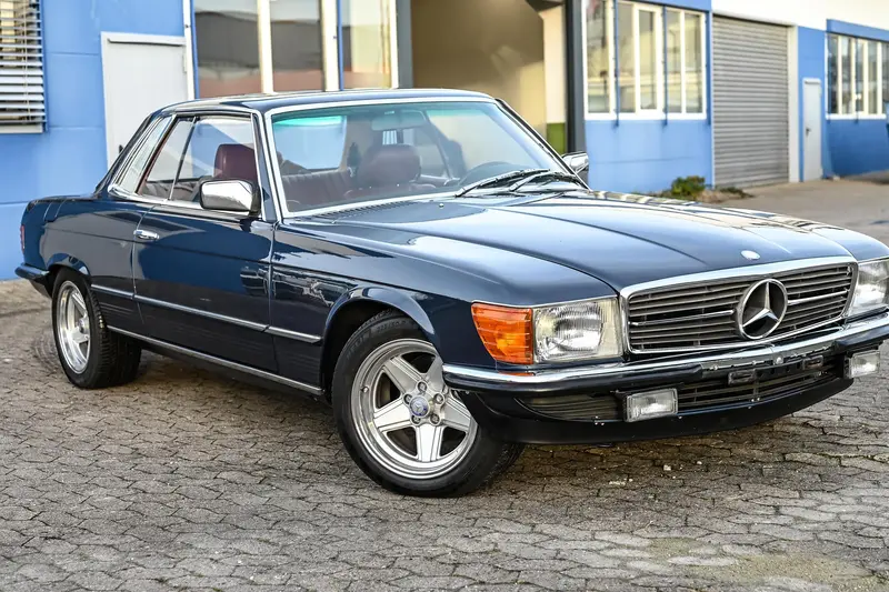 Mercedes-Benz C107 380 SLC Restauriert Aus 2. Hand Unfallfrei V8-Motor Deutsche Erstauslieferung (1980)