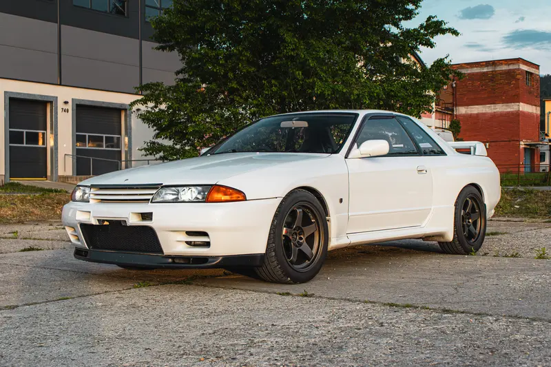 Nissan Skyline GT-R R32 7.000 € invested New OEM rims VAT deductible (1994)