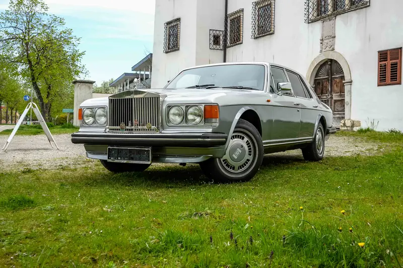 Rolls-Royce Silver Spirit Series 1 RHD Power Steering ABS Air Conditioning Cruise Control (1981)