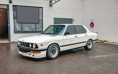 BMW Alpina B10 E28 3.5 Alpinweiß (1985), Nr. 12 von 77 Exemplaren, Matching Numbers, Umfangreiche Dokumentation