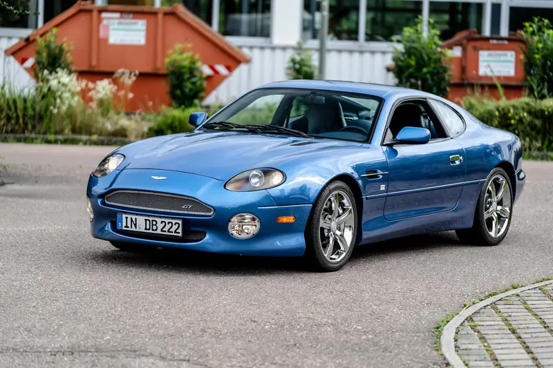 Aston Martin DB7 GT TÜV Rare version of the last generation color combination blue-blue (2003)