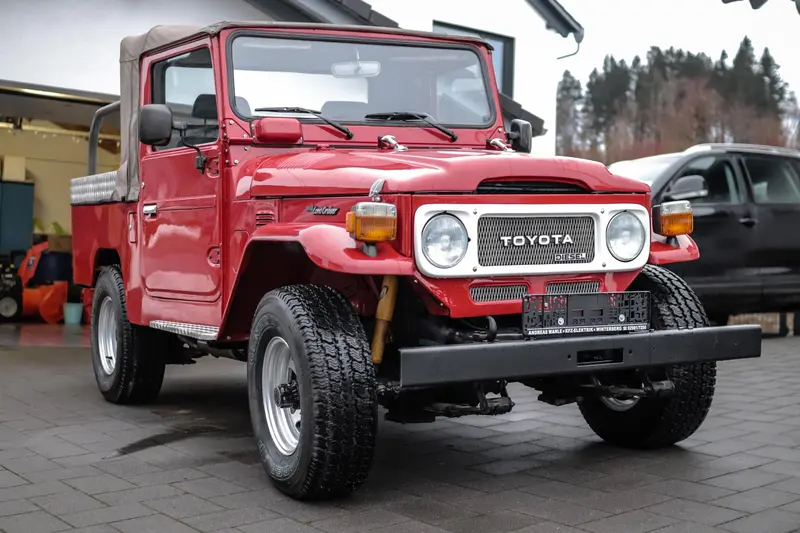 Toyota Land Cruiser BJ46 Restauriert aus 2. Hand in Rot (1982)