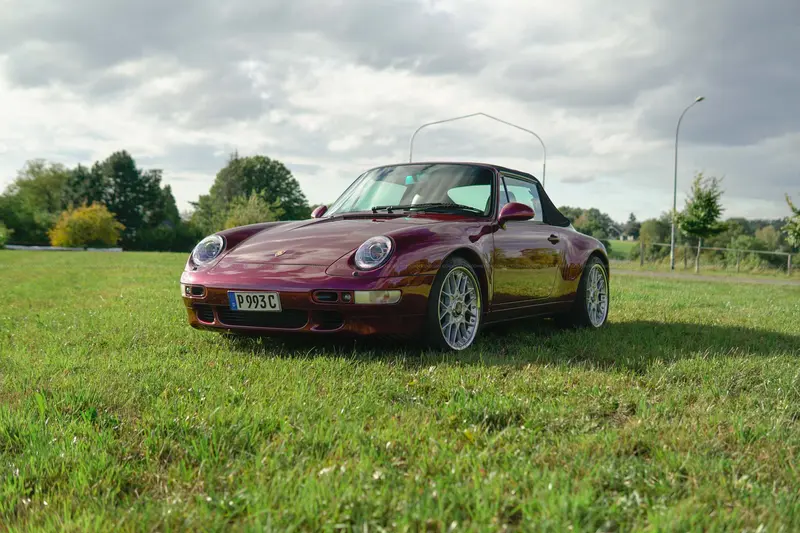 Porsche 911 993 Carrera Cabriolet (1997), manual transmission, owned by the current owner for approximately 10 years, verifiable mileage