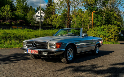 Mercedes-Benz R107 280 SL, first registered in Germany, Classic Data rating 2-, with service history (1982)
