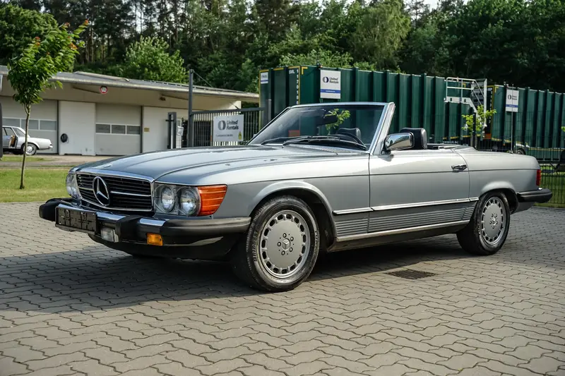 Mercedes Benz 280 SL R107 (1984)
