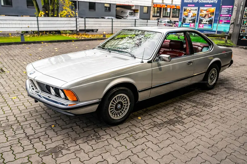 BMW E24 630 CS (1977), Originalzustand mit 9.374 km, Erbstück, mit BMW Classic neu in Betrieb genommen