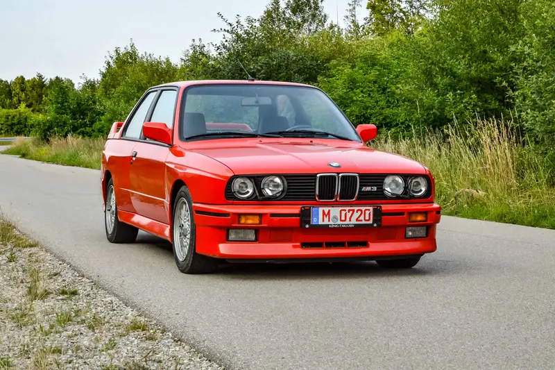 BMW E30 M3 aus 1. Hand unrestauriert Motor revidiert mit Wertgutachten Matching Numbers (1987)