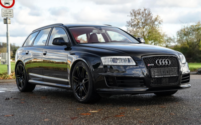 Audi RS6 C6 Aus 2. Hand V10-Motor Mit 579 PS Audi exklusiv Bose Sound System Lückenloses Scheckheft Unfallfrei (2010)