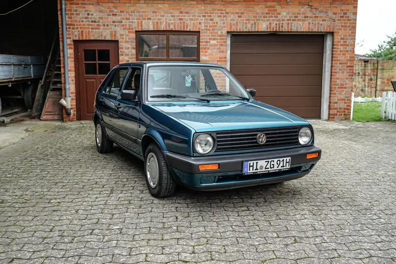 Volkswagen Golf 2 1.6 GL 3rd hand Only 28.650 Km Maintained condition (1991)