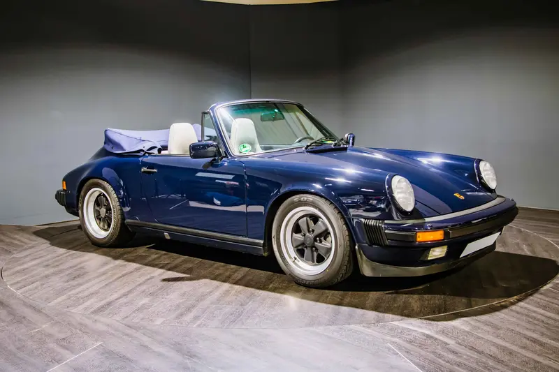 Porsche 911 3.2 Cabrio G50 87t km vollst. Scheckheft Service Matching Numbers (1987)