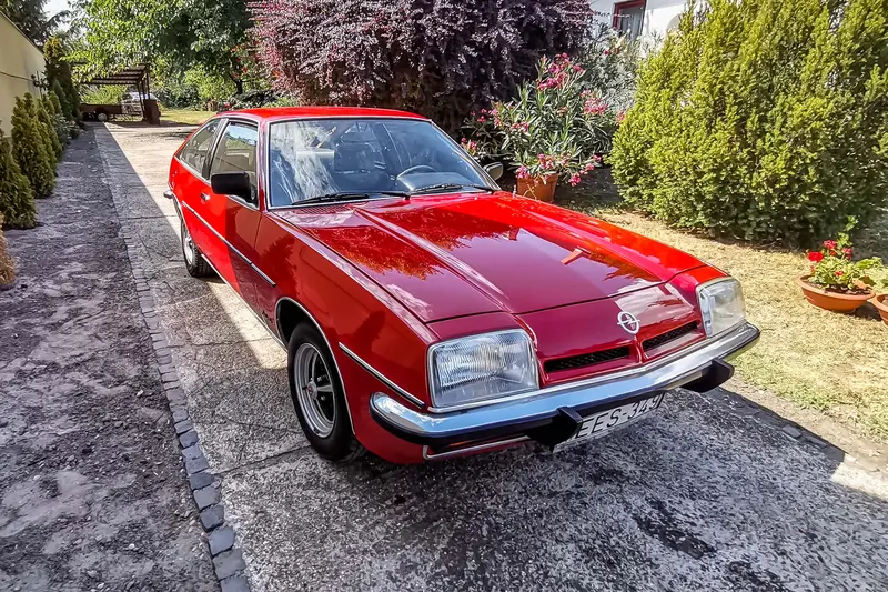 Opel Manta B CC Berlinetta 2.0 seltener 20S Motor 100 PS 74 kW Version restauriert (1979)