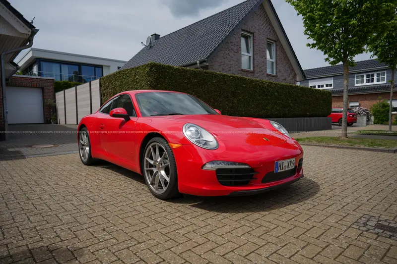 Porsche 991.1 Carrera (2013), only 51,111 kilometers, U.S. model in a classic color combination