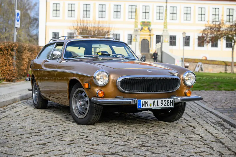 Volvo P 1800 ES (1974) with Classic Data Note 3+, H license plate included