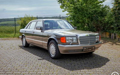 Mercedes-Benz W126 560SEL Refrigerator Fax Machine EDW Note 2+ 279 HP (1988)