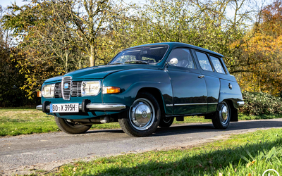 Saab 95 V4 Kombi, komplett restauriert, Motor revidiert, Anhängerkupplung, originale Boardmappe, sehr guter Zustand (1973)