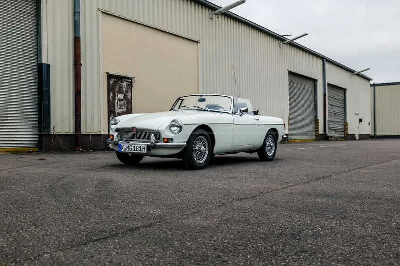 MG MGB 1800 Roadster, sehr gepflegt, 7.500€ investiert, unfallfrei mit H-Kennzeichen (1976)