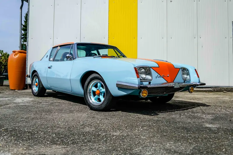 Studebaker Avanti II Coupé 5.4L V8 cruise control air conditioning extensively restored with appraisal (1966)