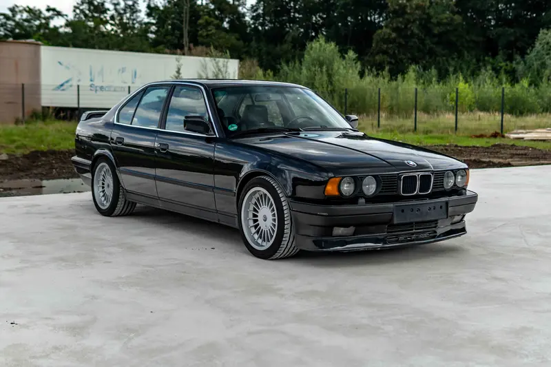 Alpina B10 Biturbo 3,4-Liter-R6-Motor mit 360 PS Matching Numbers Deutsche Erstauslieferung Motorüberholung Für 19.000 € (1992)