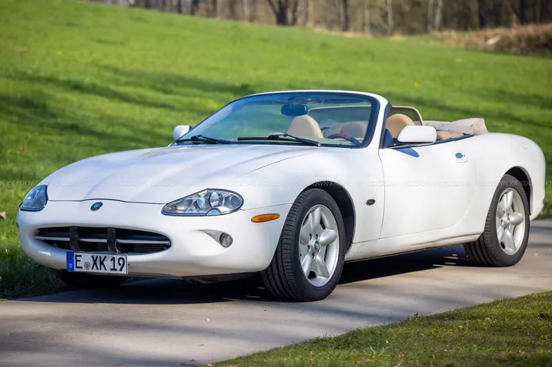 Jaguar XK8 Cabriolet (1997), USA-Import, aktueller Service durchgeführt, 5.000 € investiert